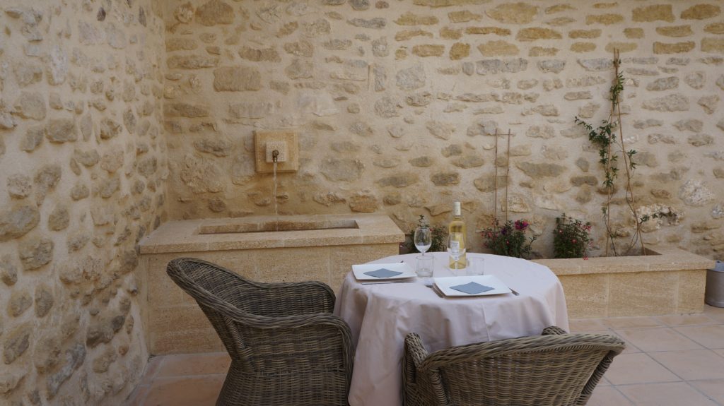 Dîner en terrasse - l'Ostal